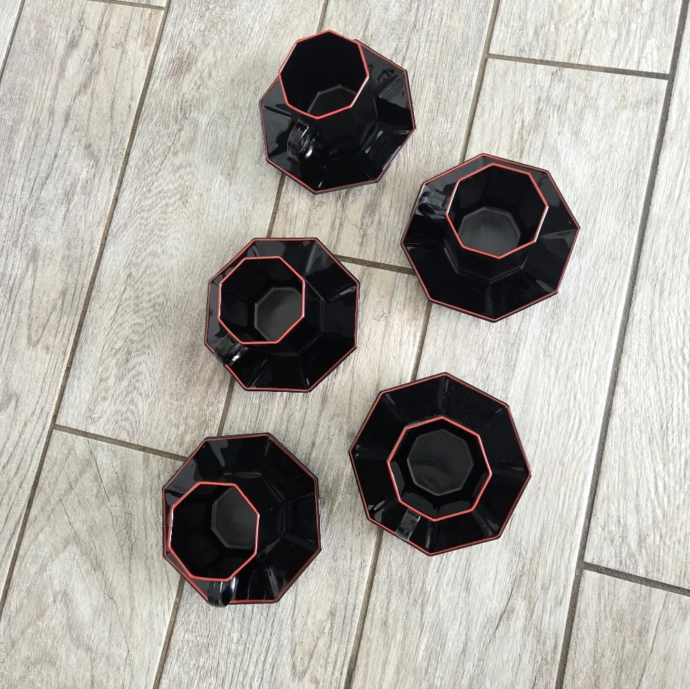 VTG 80s Arcoroc France Black Glass Octagon Demitasse Cup Saucer 5 Sets‎ Red Trim